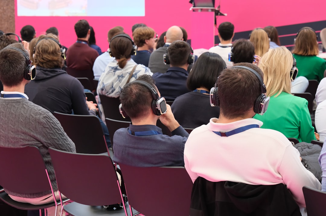 【Cursor】最新アップデート！Microsoft Teams連携機能を徹底解説 - Business meeting, event